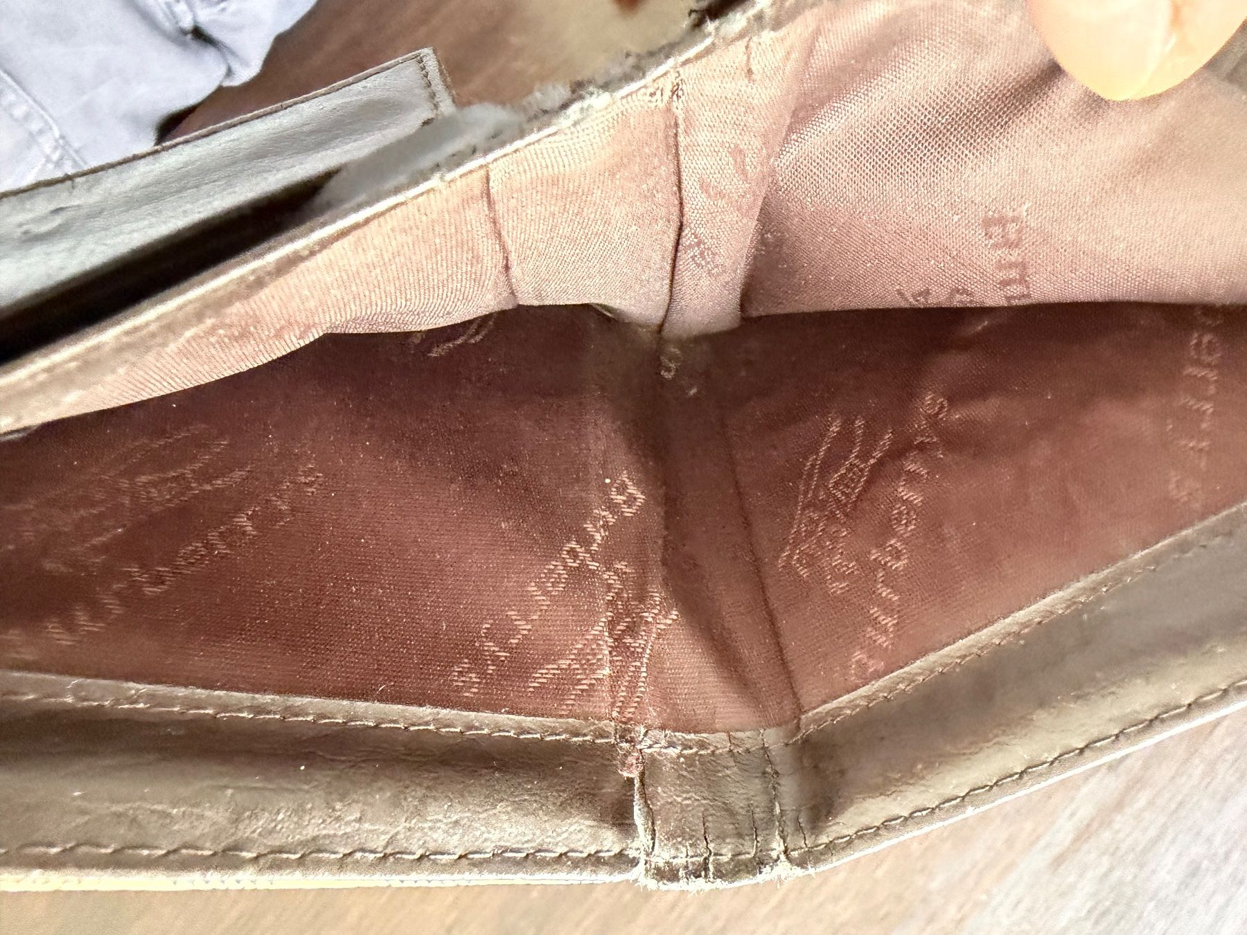Burberry Portafogli: Burberry Wallet - Iconic Design, – Usato da Basel venduto da mar_gx88 5