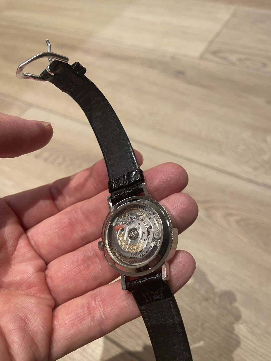 Mondaine Orologi: Mondaine Ecomatic Watch - Leather Strap - 33mm – Usato da Baar venduto da dieUhrenwerkstatt 3