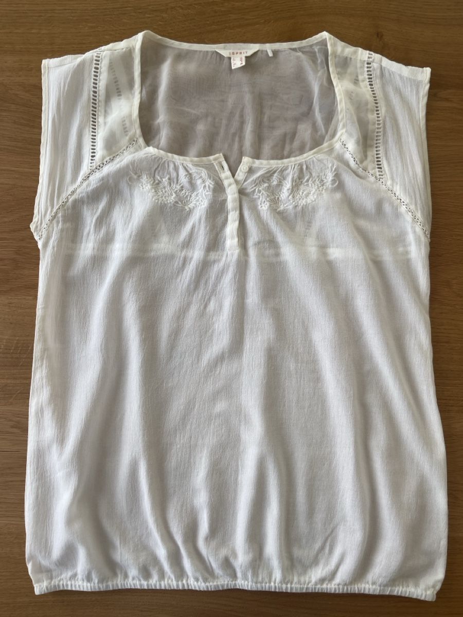 Esprit Chemisiers: Esprit Bluse kurzarm Gr.36 – D'occasion à Arth par ssu_8v2j