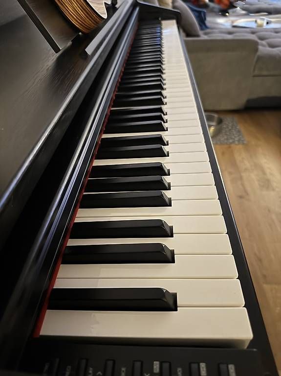 Thomann Instruments de musique: E-Piano – D'occasion à Luzern par Lyn_xrq9 1
