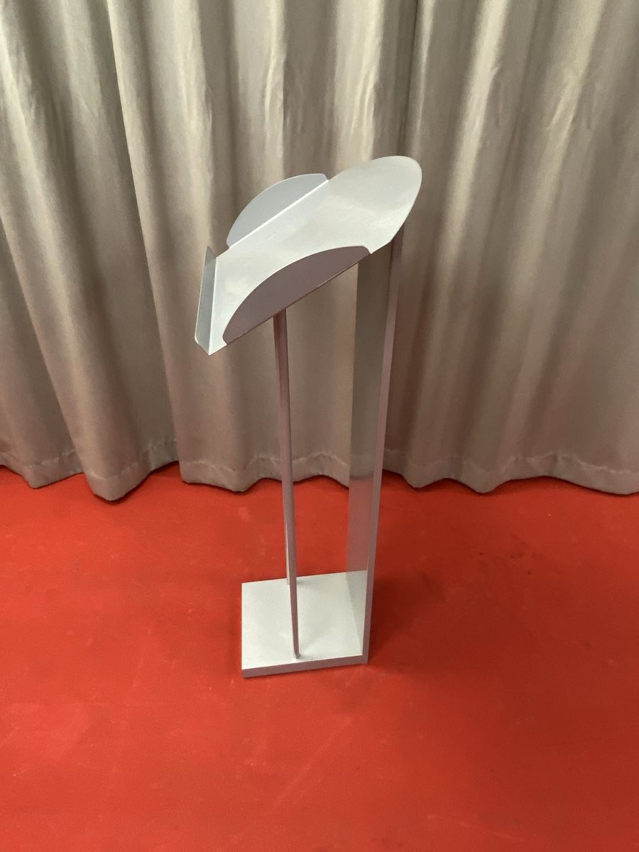 Equipement de magasin & Foires: Rednerpult oder Empfangsdesk – D'occasion à Hägglingen par Karin0802 3