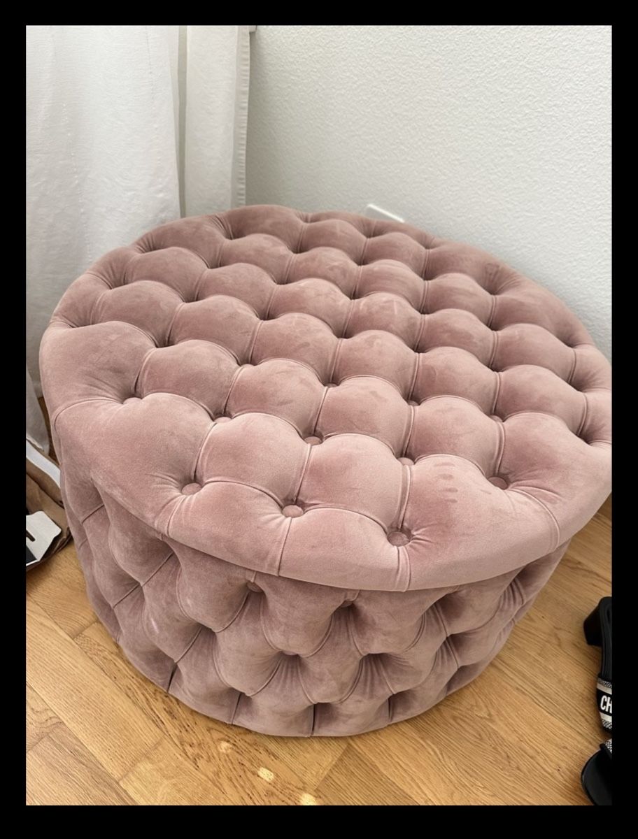Westwing Hocker: XL ottoman Chiara from Westwing – Neu (gemäss Beschreibung) aus Marly von Cici_closet 2