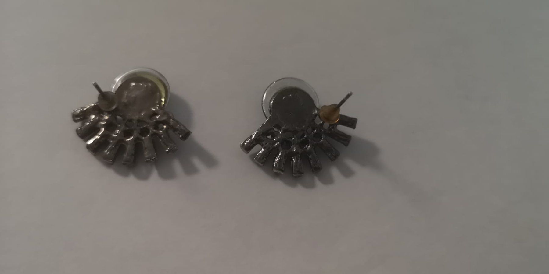 Orecchini pendenti & Orecchini a lobo: Ohrringe – Usato da Herisau venduto da Seyashop_2 1