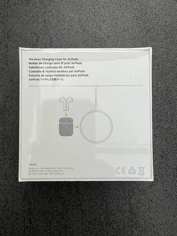 Apple Chargements: Apple Wireless Charging Case NEU – Neuf avec emballage d'origine à Altendorf par Moto1 1