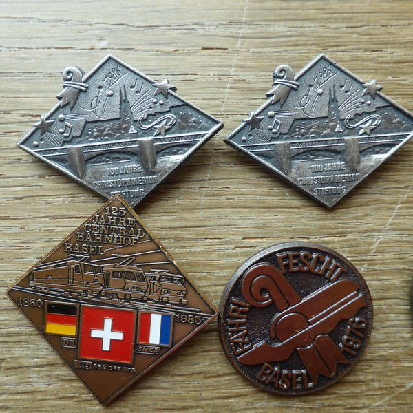 Medaillen: Div. PIN`S + ANSTECKER  siehe 17 Bilder – Gebraucht aus Egliswil von abmis01 1