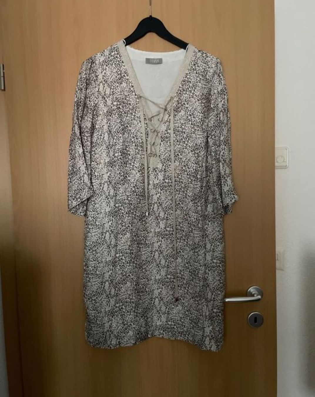 Kleider: Kleid Gr 38 – Gebraucht aus Interlaken von NataliiaS