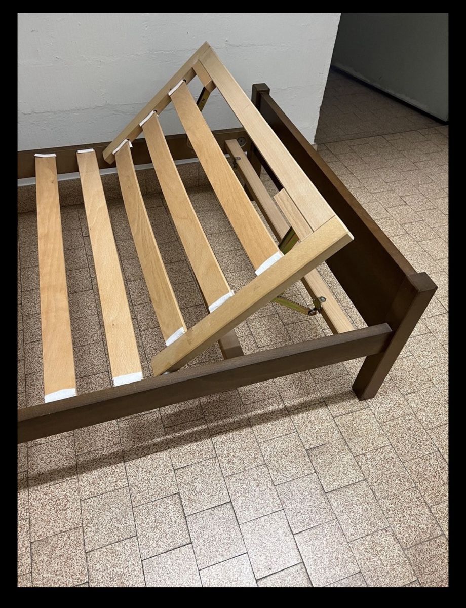 Letti: Bettgestell – Usato da Bergdietikon venduto da Laux