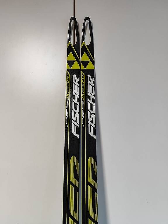 Fischer Skis: Fischer Langlaufski 192cm Skating Carbon – D'occasion à Unterschächen par Michaela_55