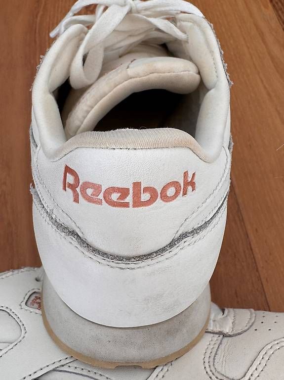 Reebok Chaussures femmes: REEBOK Classic Sneaker - Gr 40 – D'occasion à Sirnach par Hispanita 2