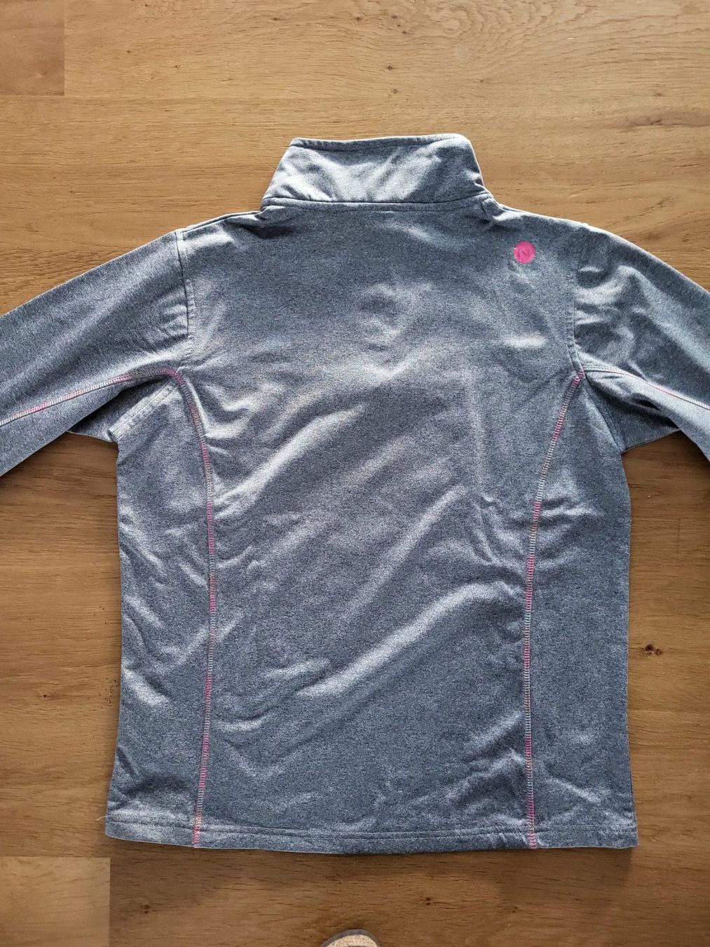 46 Nord Maglioni & Felpe: 46N Pullover, Grau mit pinken Details, Gr. 164 – Usato da Rünenberg venduto da Bille77 2