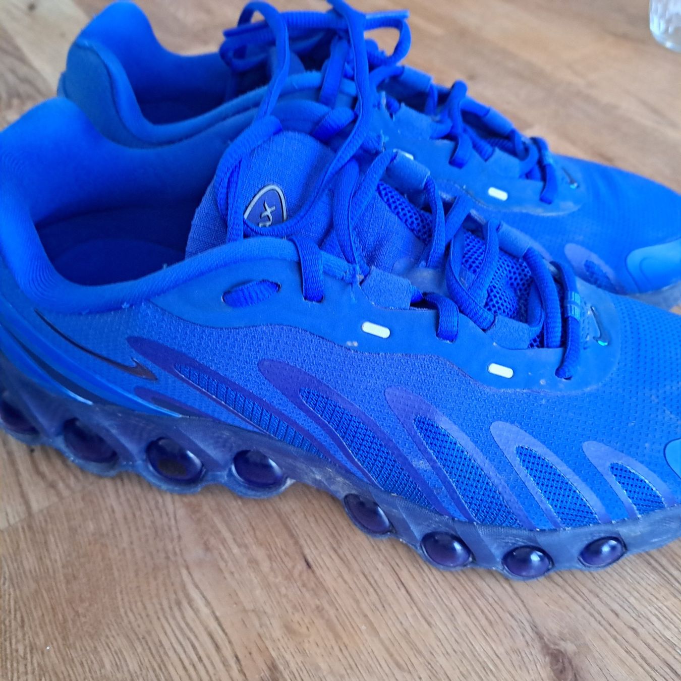 Scarpe per ragazzi: Nike Air max DN – Usato da Unterentfelden venduto da Miro-Lou