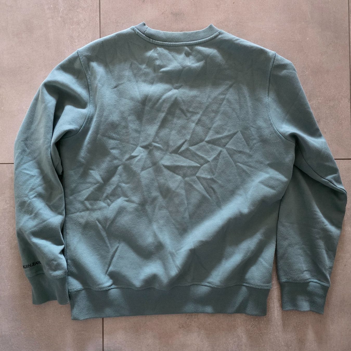 Calvin Klein Maglioni & Felpe: Pullover Calvin Klein Jeans grün Grösse M – Usato da Bern venduto da TMYZ 2