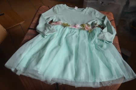 TAILLE 86-92 - JOLIE ROBE NEU