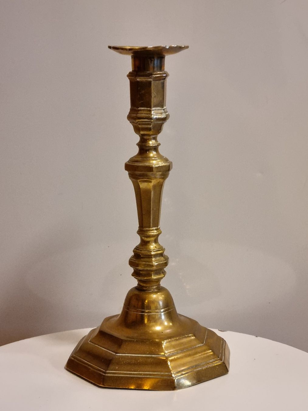 Kerzenständer: Vintage Messing Kerzenständer 24 cm achteckig – Gebraucht aus Scharnachtal von devin03 1