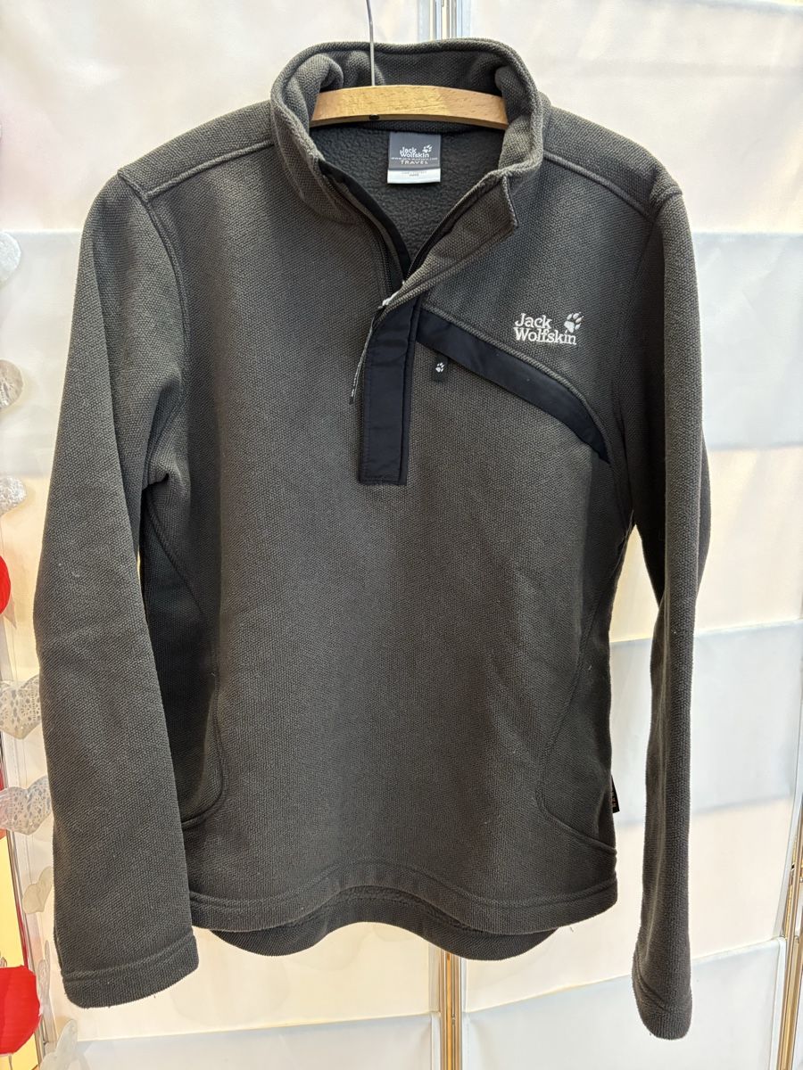 Jack Wolfskin Pulls & Sweat-shirts: Fleecepullover olivfarben Größe 44 – D'occasion à Burgdorf par VouSchoen