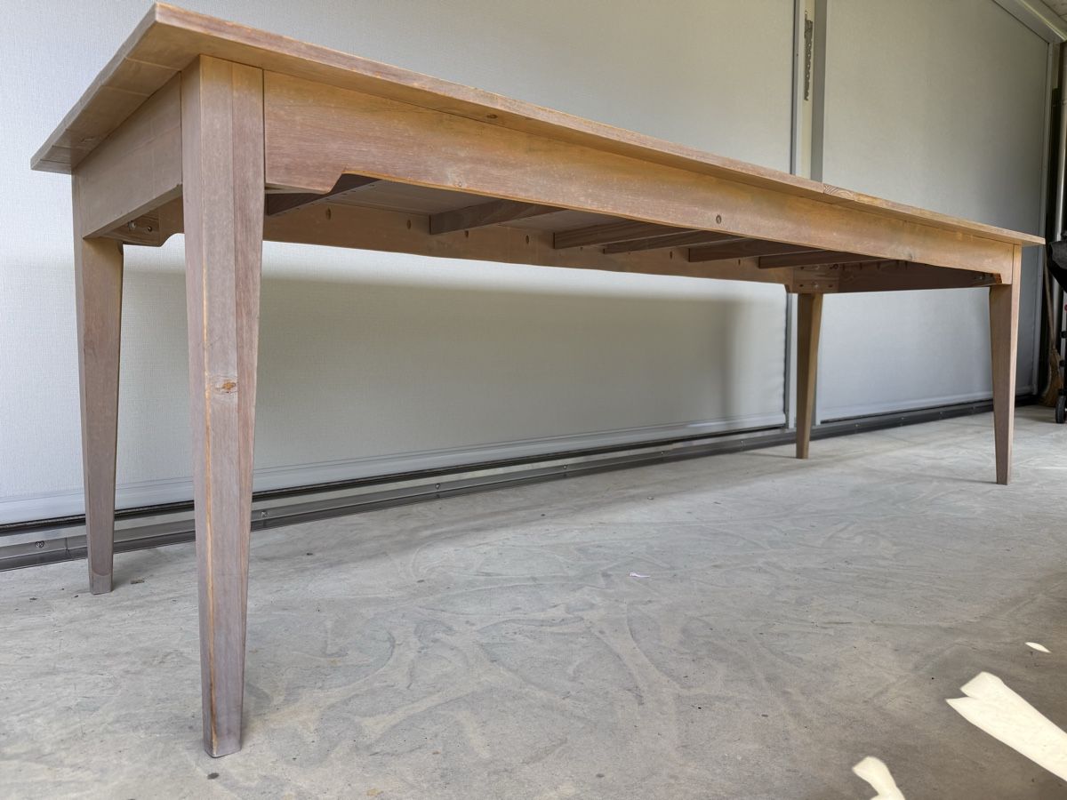 Tavoli: Holztisch - Gartentisch – Usato da Thun venduto da resliboum
