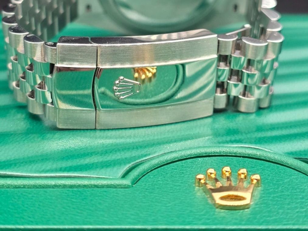 Rolex Orologi: ROLEX – Nuovo e nell'imballaggio originale da La Chaux-de-Fonds venduto da curtitswisswatches 6