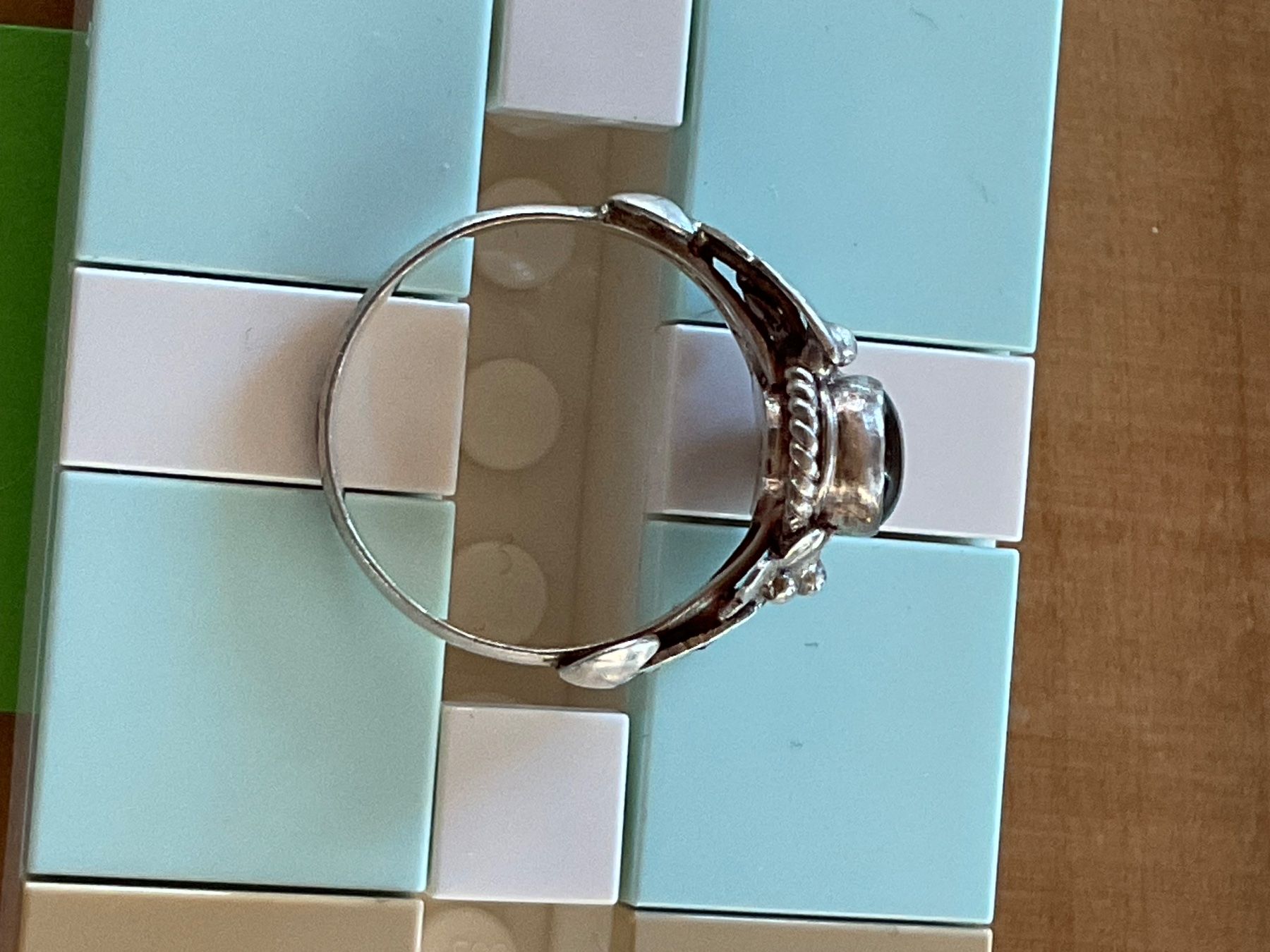 Anelli: Ring mit Granat / Gr. 54 – Usato da Rümlang venduto da Sambas19 2