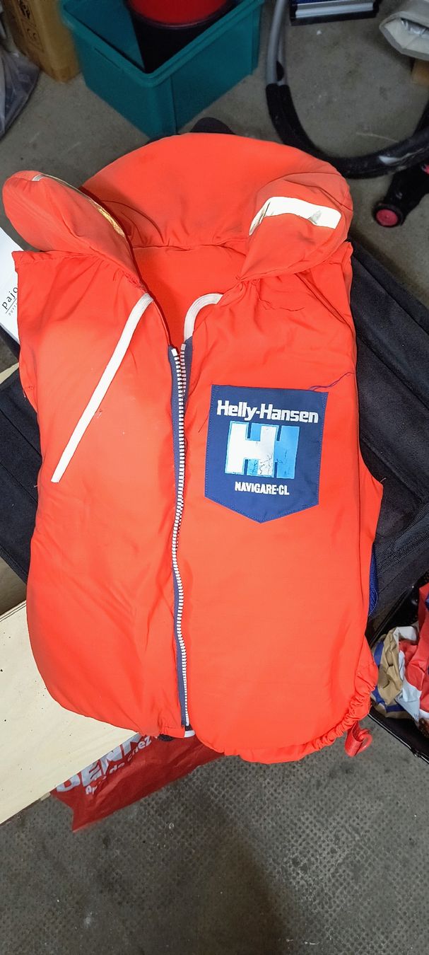 Helly Hansen Gilets de sauvetage: Schwimmweste – D'occasion à schaffhausen par walu
