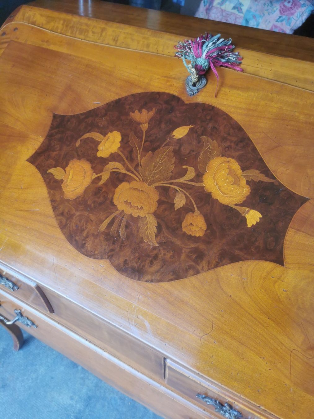 Schreibtische: Bureau De Pente De Style Louis XV – Gebraucht aus Wittenheim von LeGrenierdeSam 1