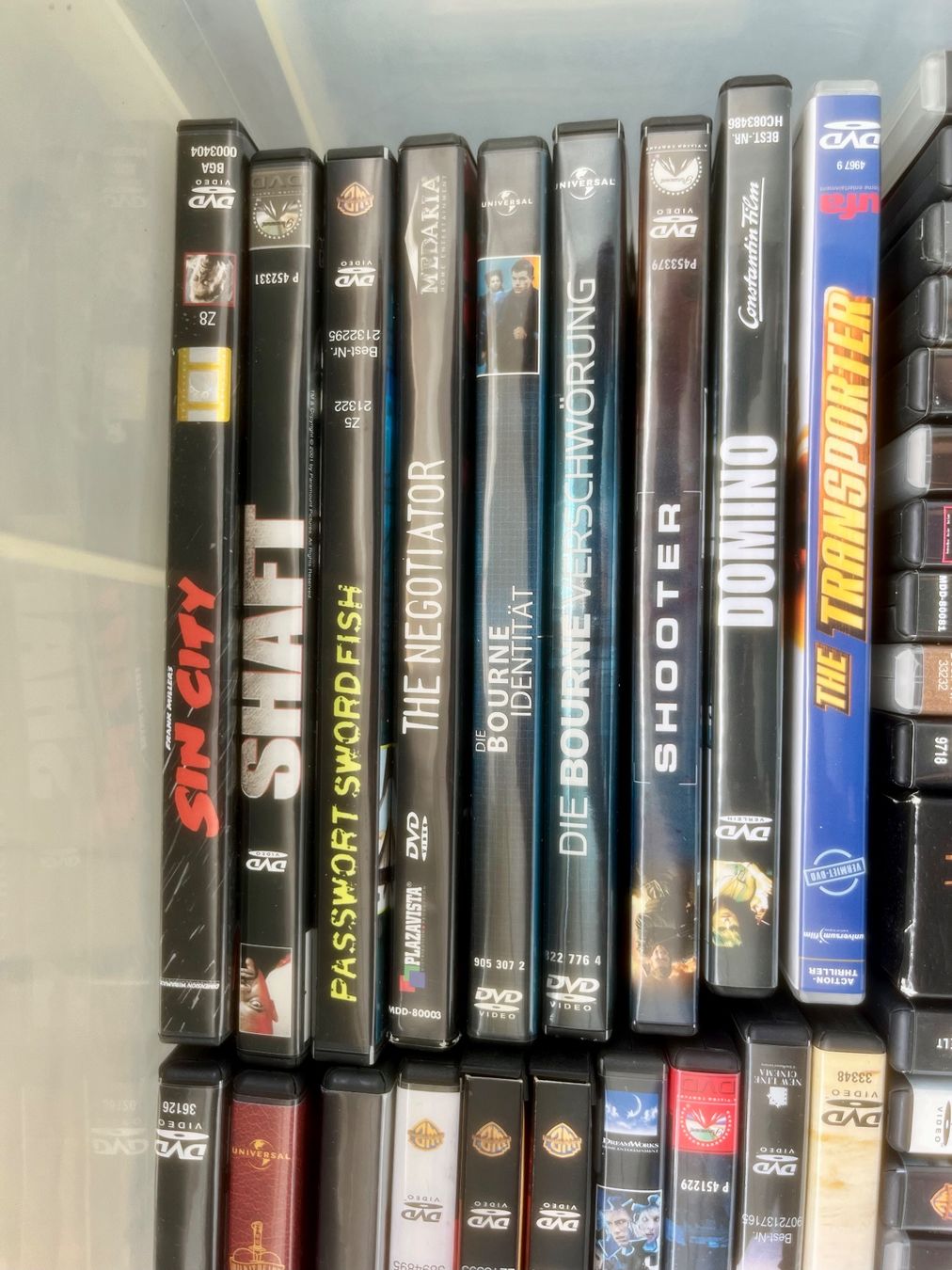 Tutti i DVDs: DVD Sammlung - 152 Stk – Usato da Stallikon venduto da tdonvito 3