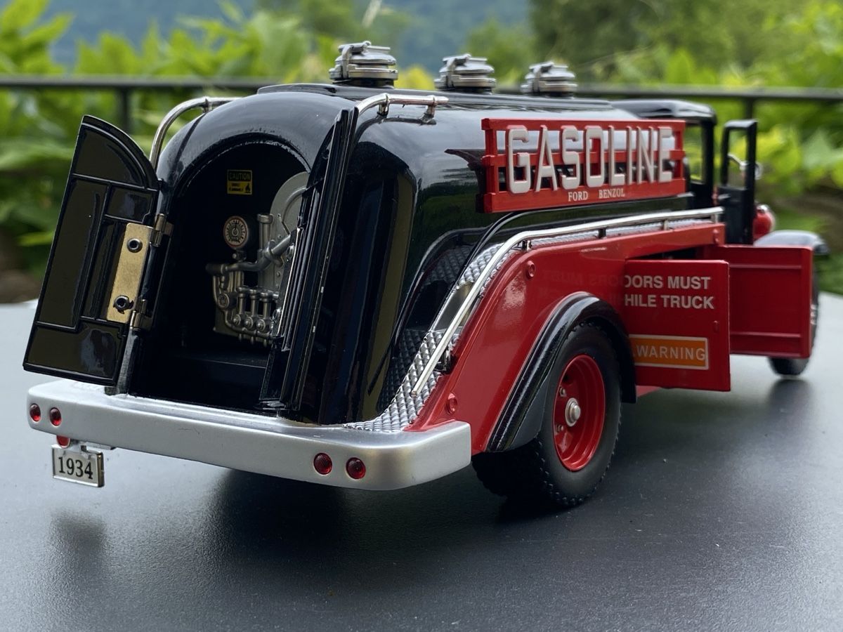 Modellini d'auto: Texaco Tanklastwagen Ford 1934 V8 – Nuovo (secondo la descrizione) da Sutz venduto da Cash900 4