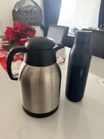 2 thermoses 1.5 lt and 700 ml