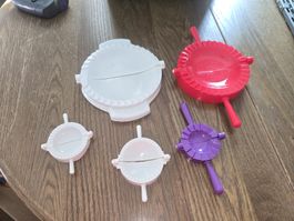 Teigtaschenformer 5er Set verschiedene Farben gebraucht