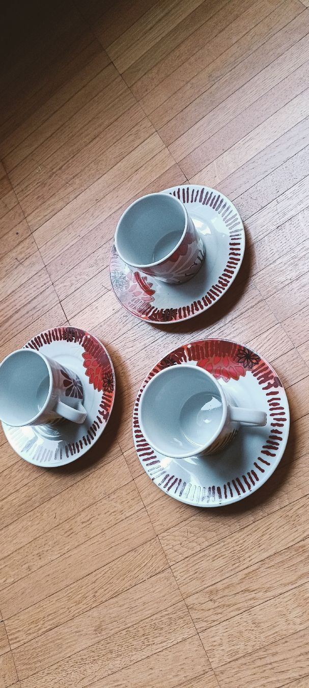 Set di piatti: Tazze da caffè vintage Tebe con piattini - Set da tre – Usato da Lugano venduto da ycd_rv8h 2
