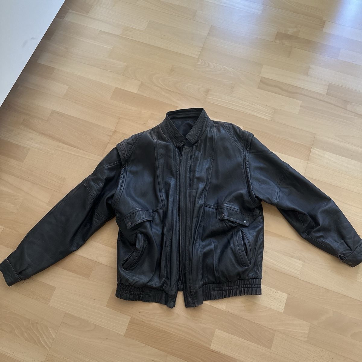 Giacche: Leder Bomberjacke – Usato da Schaffhausen venduto da Sarahuehlinger