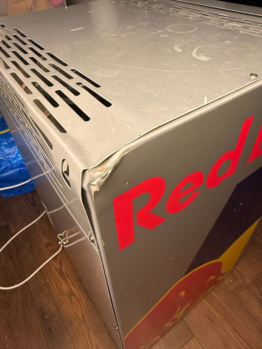 Frigoriferi: Red Bull Kühlschrank – Usato da Liestal venduto da Xenias01 3