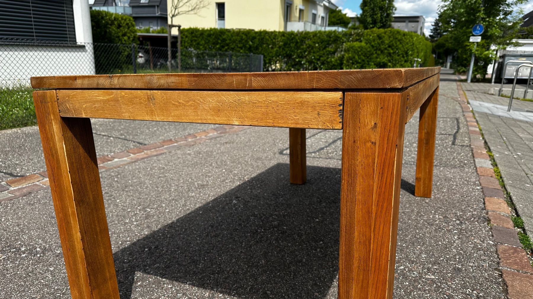 Tables: Esstisch Eich massiv, Vintage-Style – D'occasion à Therwil par stega02 2