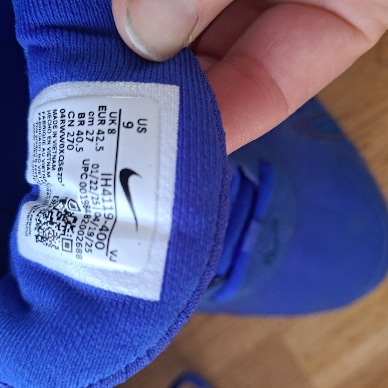 Scarpe per ragazzi: Nike Air max DN – Usato da Unterentfelden venduto da Miro-Lou 4