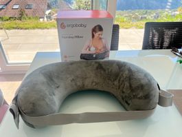 Coussin d'allaitement Ergobaby gris, très bon état