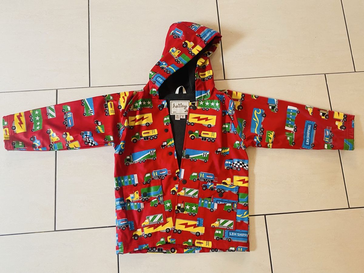 Hatley Giacche & Cappotti: Hatley Regenjacke Gr. 122 – Nuovo (secondo la descrizione) da Niederwil AG venduto da Rola77