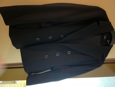 Herbst-Must-Have: Eleganter schwarzer Kurzmantel Gr. 38