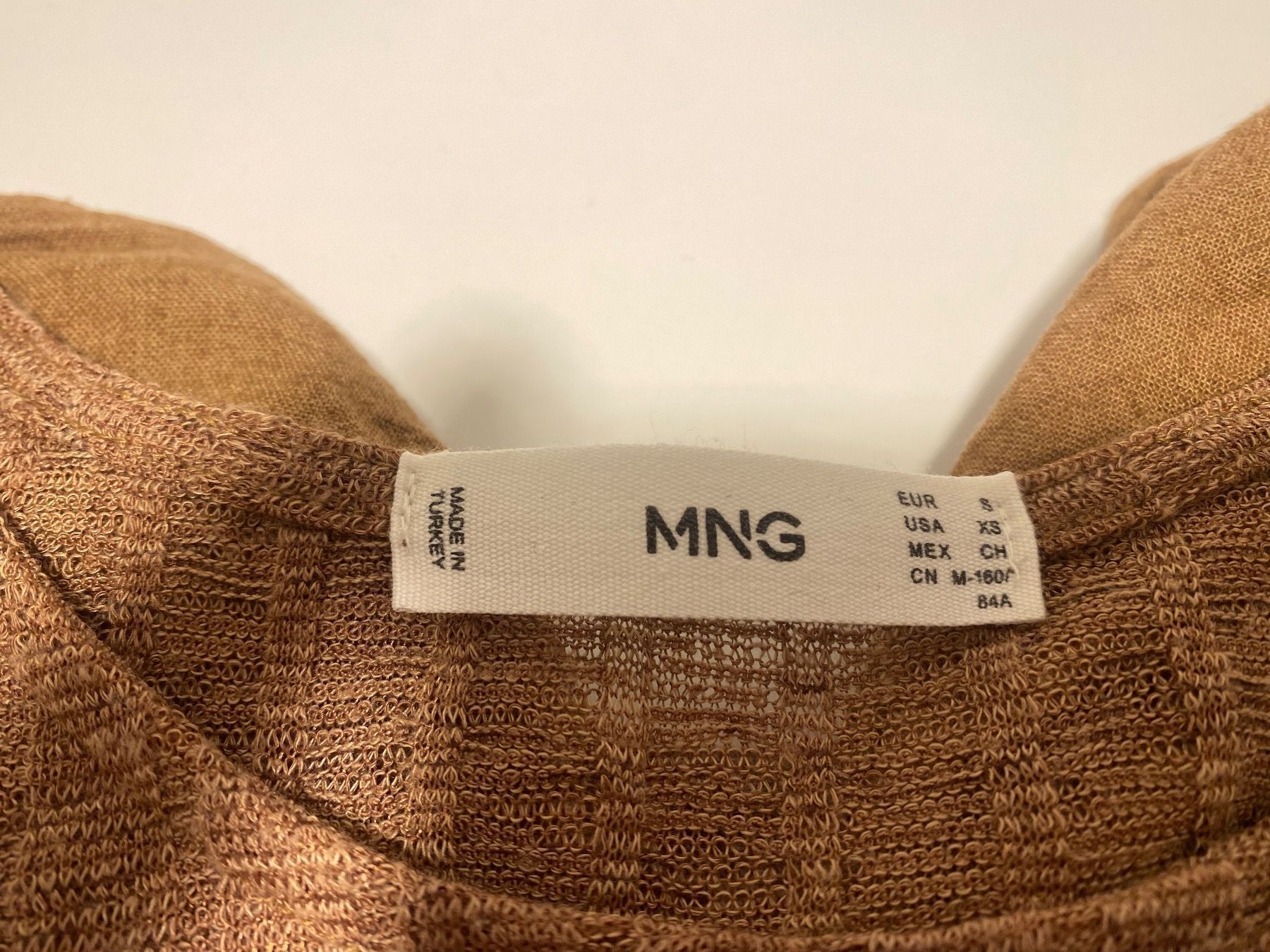 Mango Tops: T- Shirt von Mango ( Gr. S) – Gebraucht aus Merenschwand von R-R-R 3