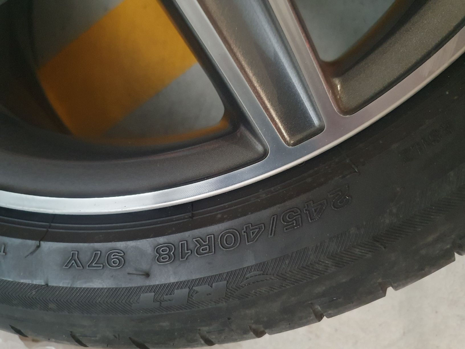 Mercedes-Benz Cerchioni: felgen amg 18 zoll – Usato da Winterthur venduto da Xiany 3