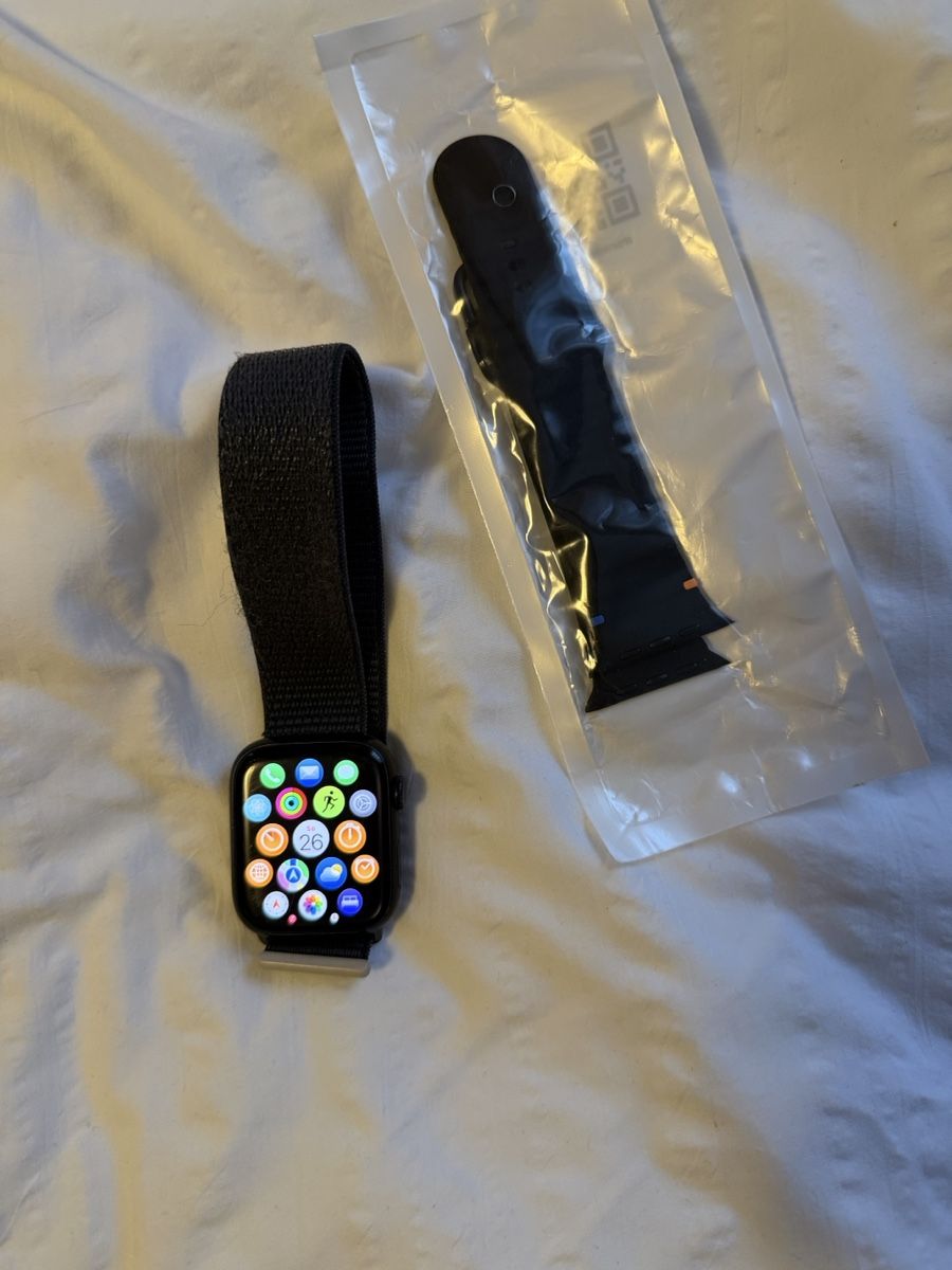 Armbänder & -reifen: Apple Watch Armband Schwarz neu – Neu und originalverpackt aus Necker von martin_zizou