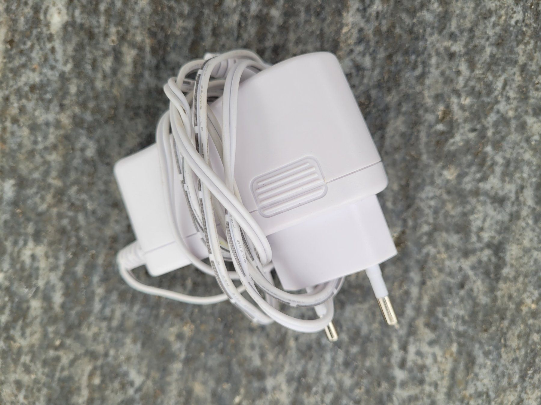 Lecteurs & Adaptateurs: AC/DC Adapter – D'occasion à Birsfelden par samurai99 2