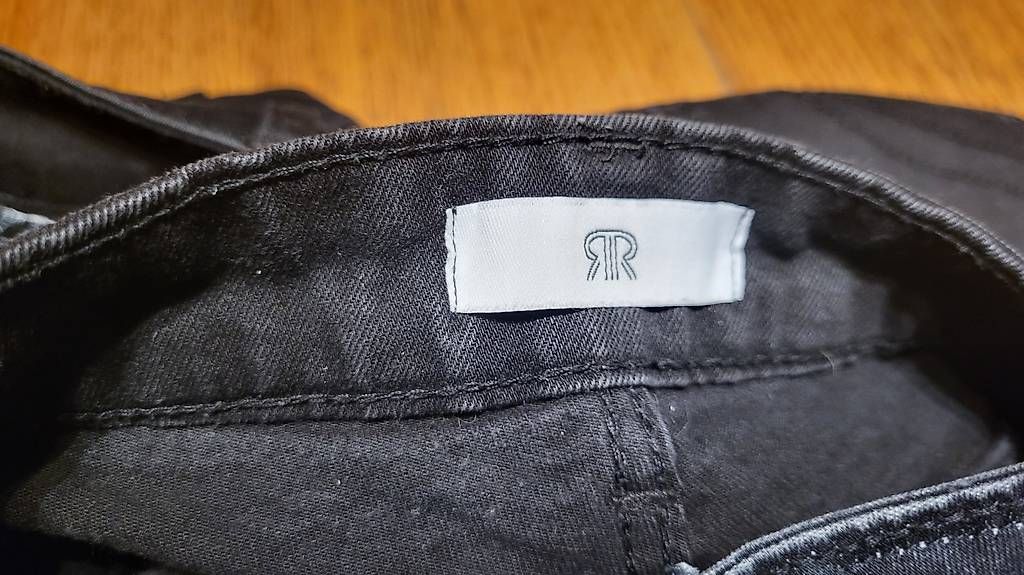 H&M Lotti di vestiti: Kleiderpaket Jeans Gr.36 – Usato da Rorschacherberg venduto da Maku007 3