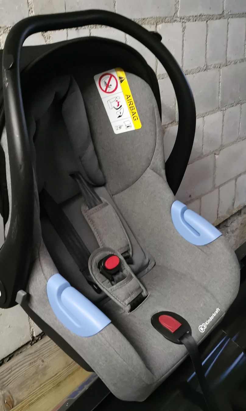 Sièges auto: Kindersitz Babyschale Maxi Cosi Tinca – Neuf (Voir description) à Reinach BL par bru_qpv2