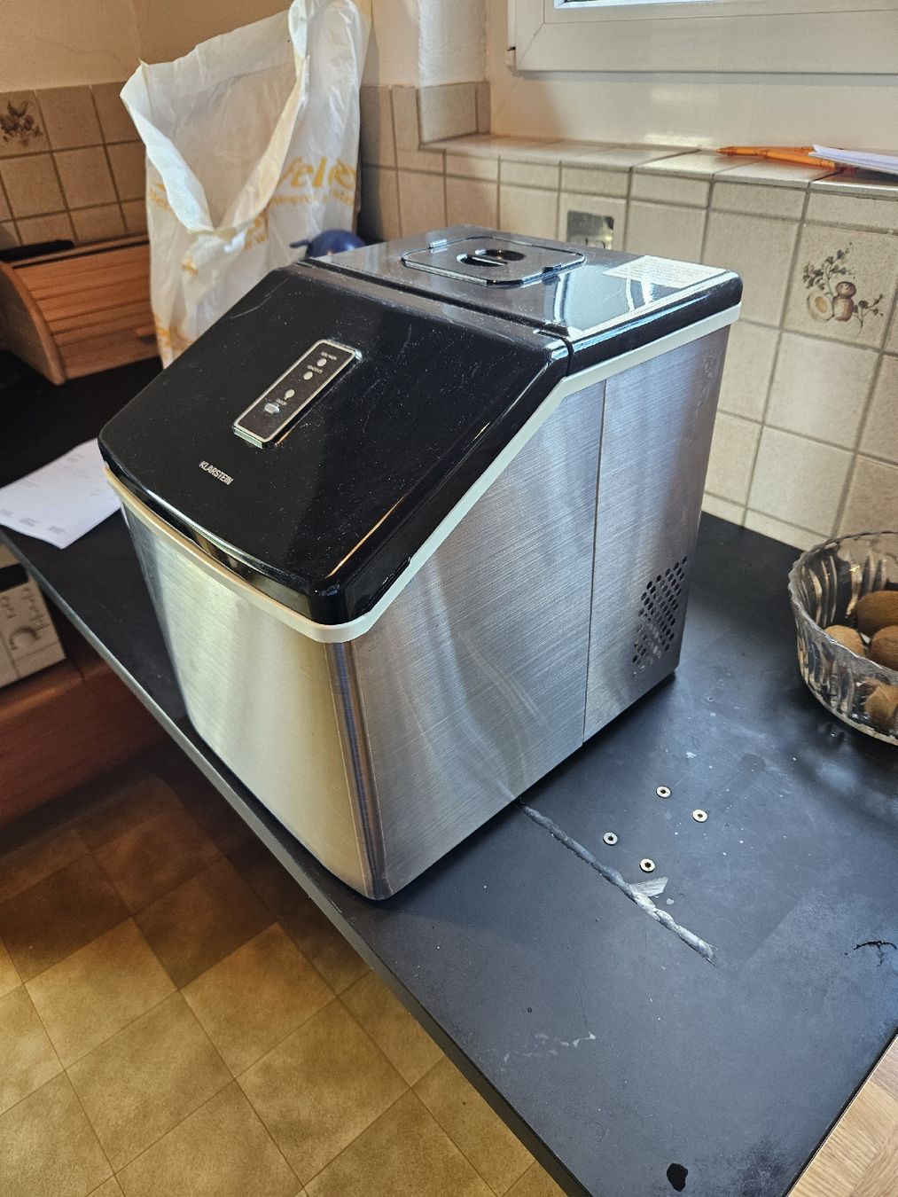 Küchengeräte: Klarstein Clearcube Eiswürfelmaschine – Neu (gemäss Beschreibung) aus Zürich von  1