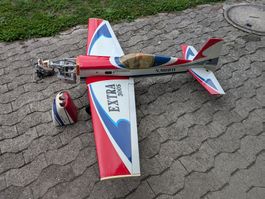 RC Modellflugzeug Extra 300S – inkl. Servos + Zusatzmotor