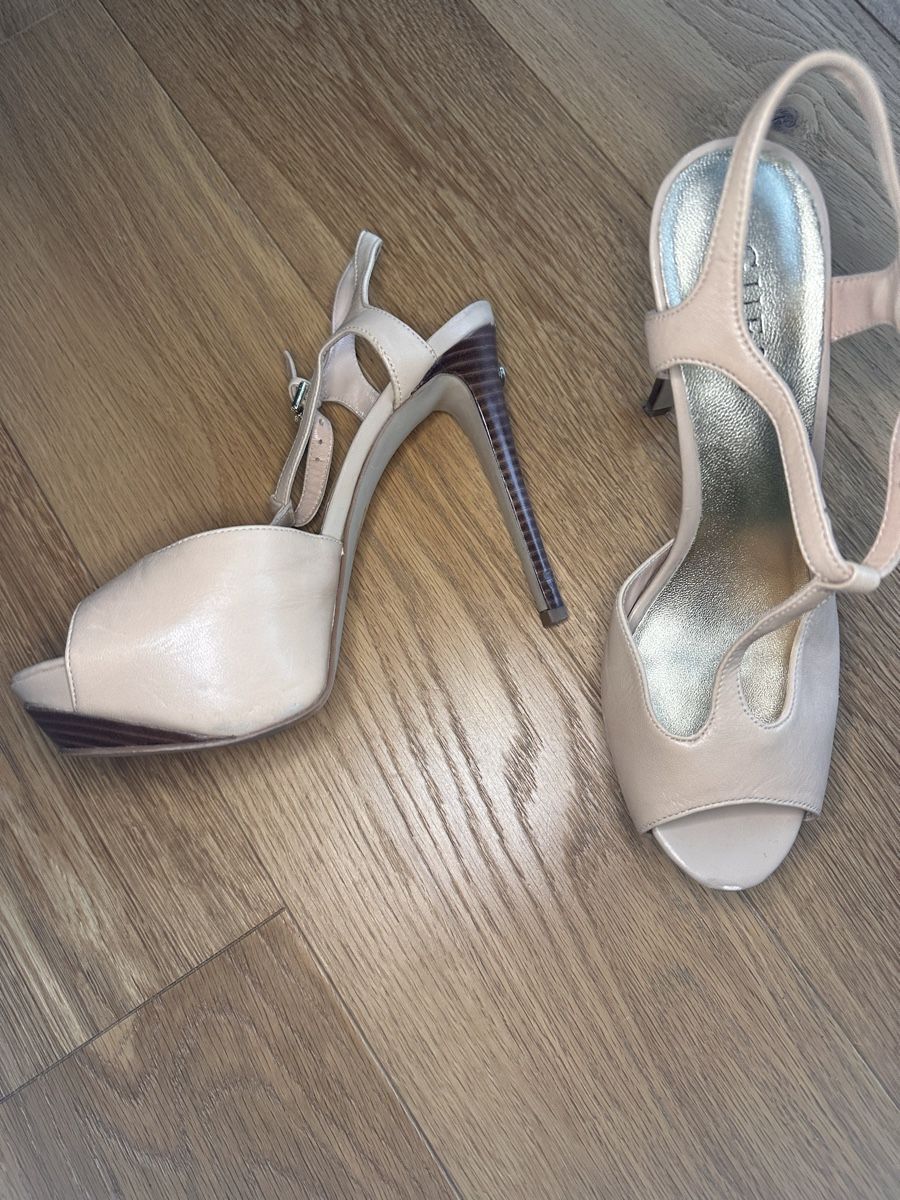 Guess Chaussures femmes: Guess Schuhe 37 – Neuf (Voir description) à Pfaffhausen par Klaras_second_hand
