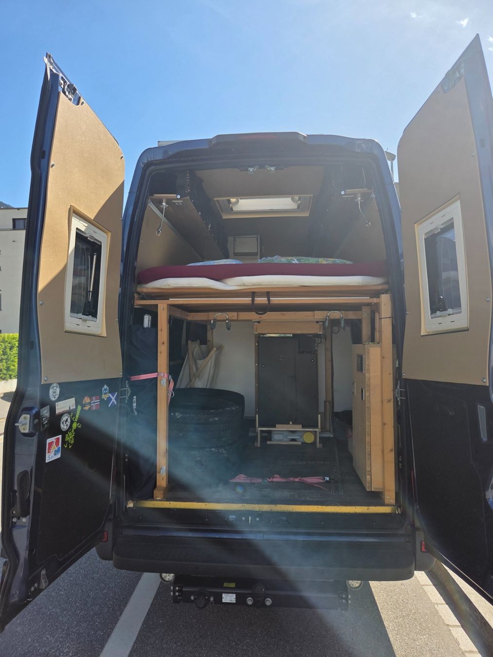 Iveco Veicoli da campeggio: Iveco Daily 35S14V Camper – Usato da Trimmis venduto da jenna01 2