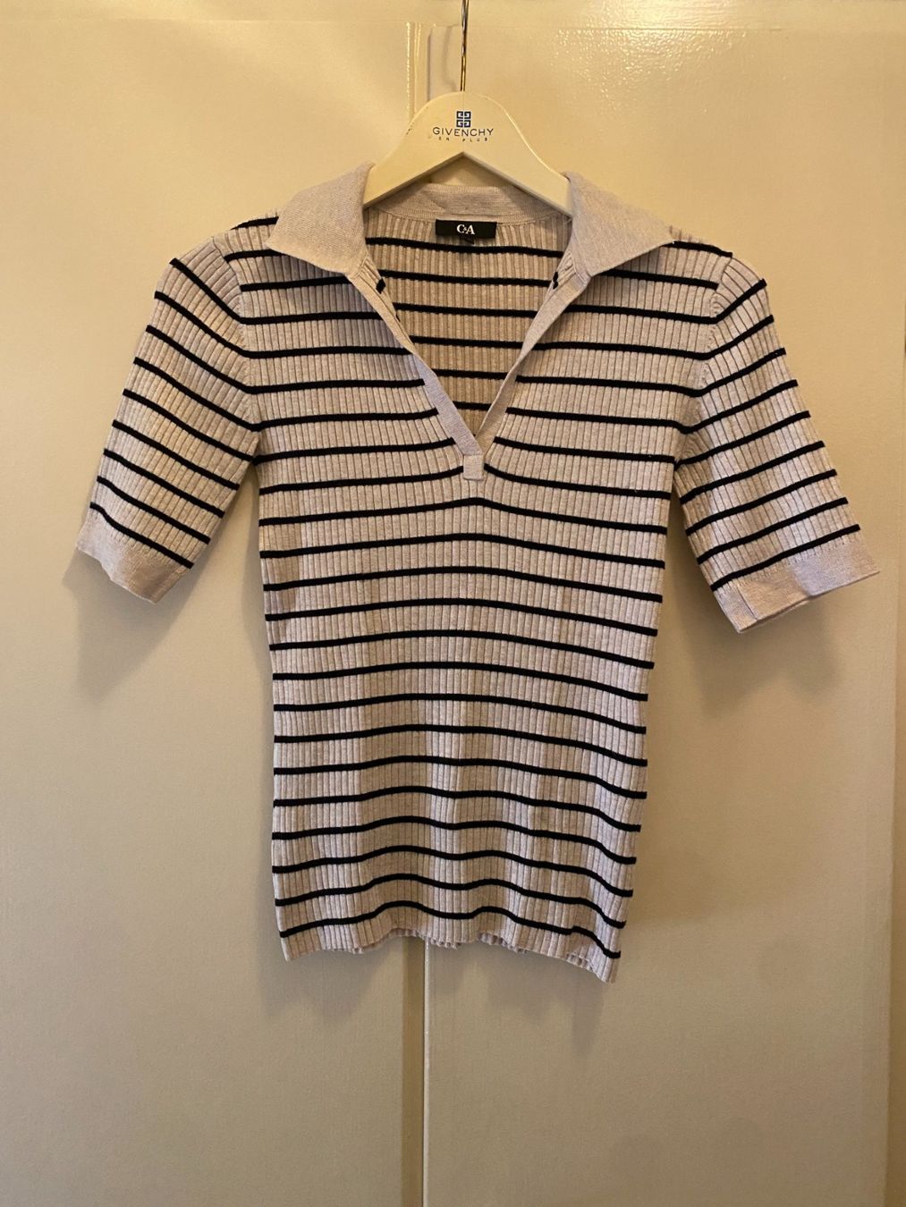 C&A Pulls & Sweat-shirts: Neuer Kurzarmpullover von C&A – Neuf (Voir description) à Zuerich par TomL01