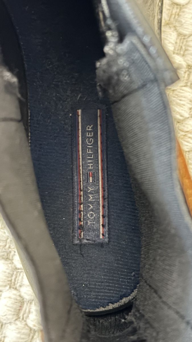 Tommy Hilfiger Scarpe da donna: Tommy Hilfiger Black Rain Boots, Size 41 worn! – Difettoso da Zürich venduto da kor_pm27 9