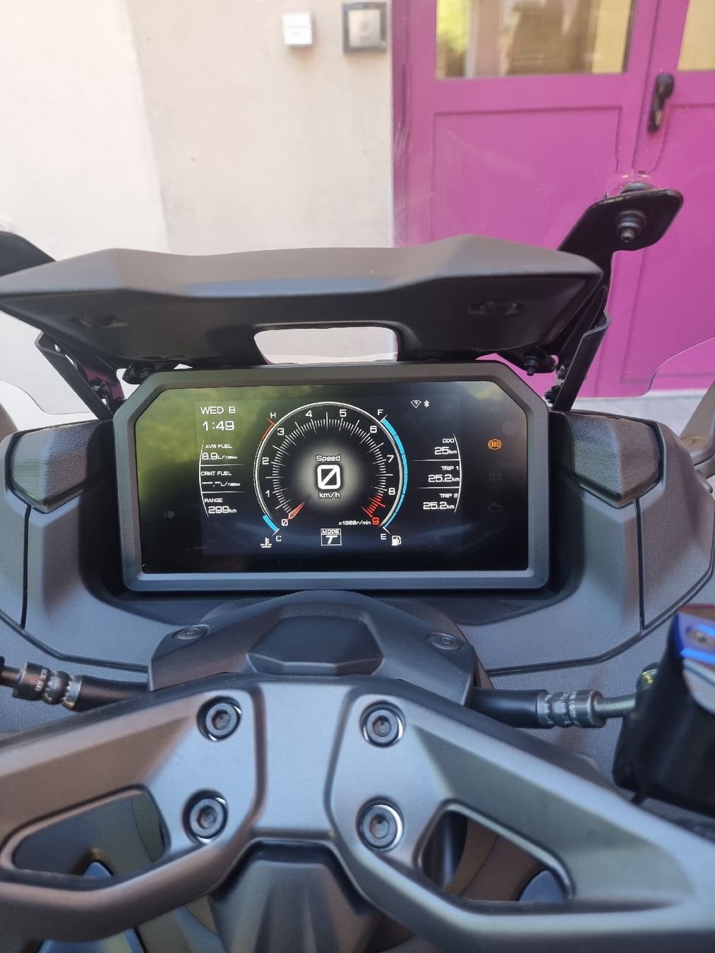 Yamaha Scooter: Yamaha TMAX XP560 Scooter, noir, peu km – Nuovo (secondo la descrizione) da Thônex venduto da abb_pz2n 7