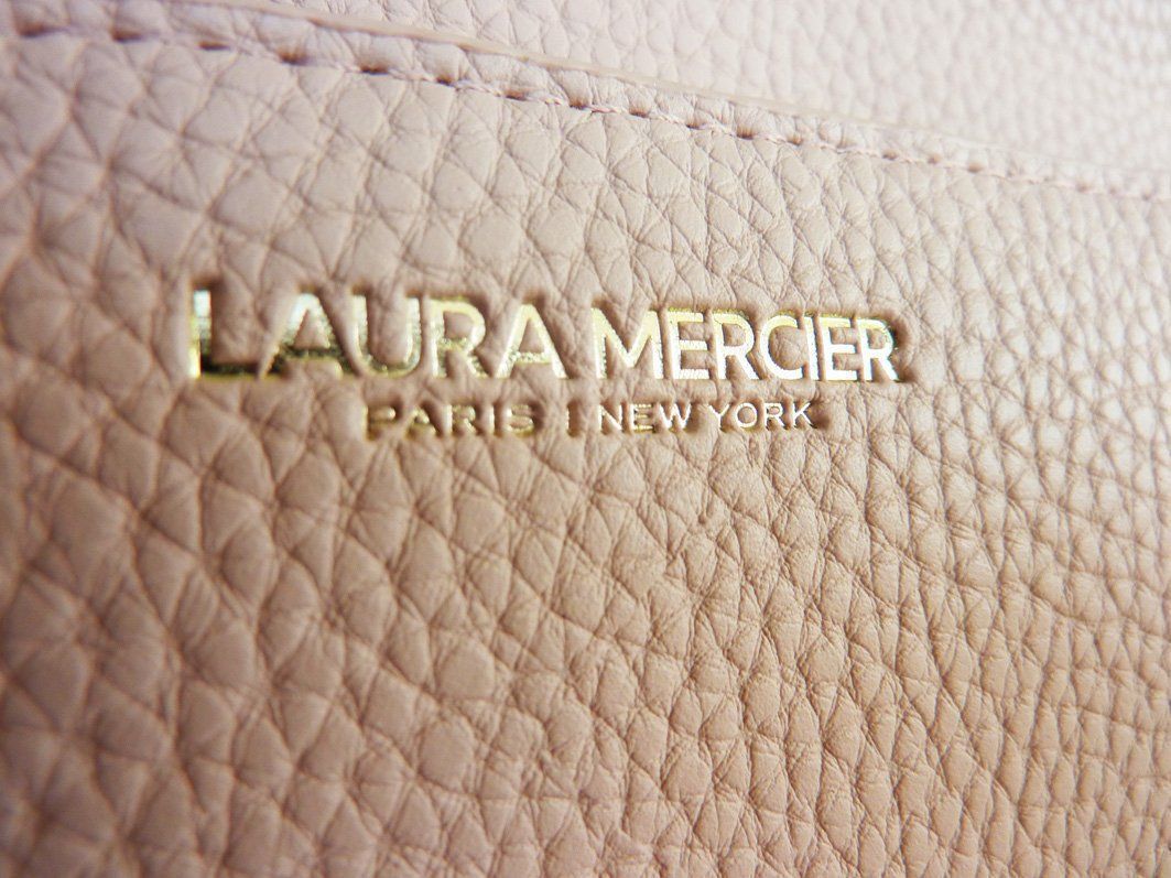 Kosmetikkoffer: LAURA MERCIER Kosmetiktasche 2er Set NEU – Neu und originalverpackt aus Bassersdorf von Villavia 2